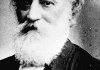 Dragueur-carrier au XIXe siècle Jean-Baptiste (dit Eugène) Piketty était passionné d'archéologie. Il a consacré sa vie à réunir une importante collectiton d'objets archéologiques, dont ses fils et petits-fils ont ensuite fait don au musée des Antiquités nationales.